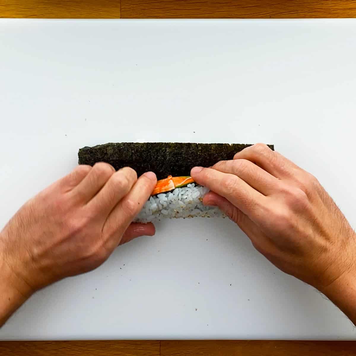 How to Roll Sushi Without a Bamboo Mat (The Easiest Beginner Method ...