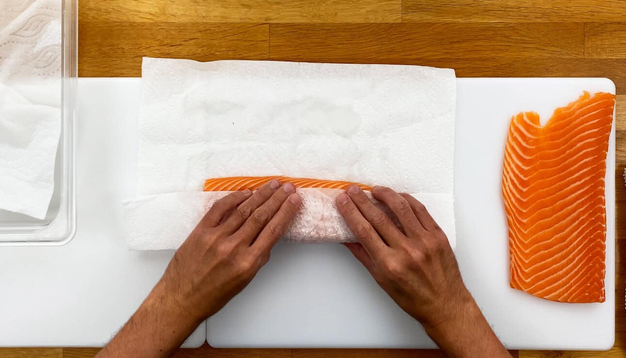 Costco salmon drying with paper towel